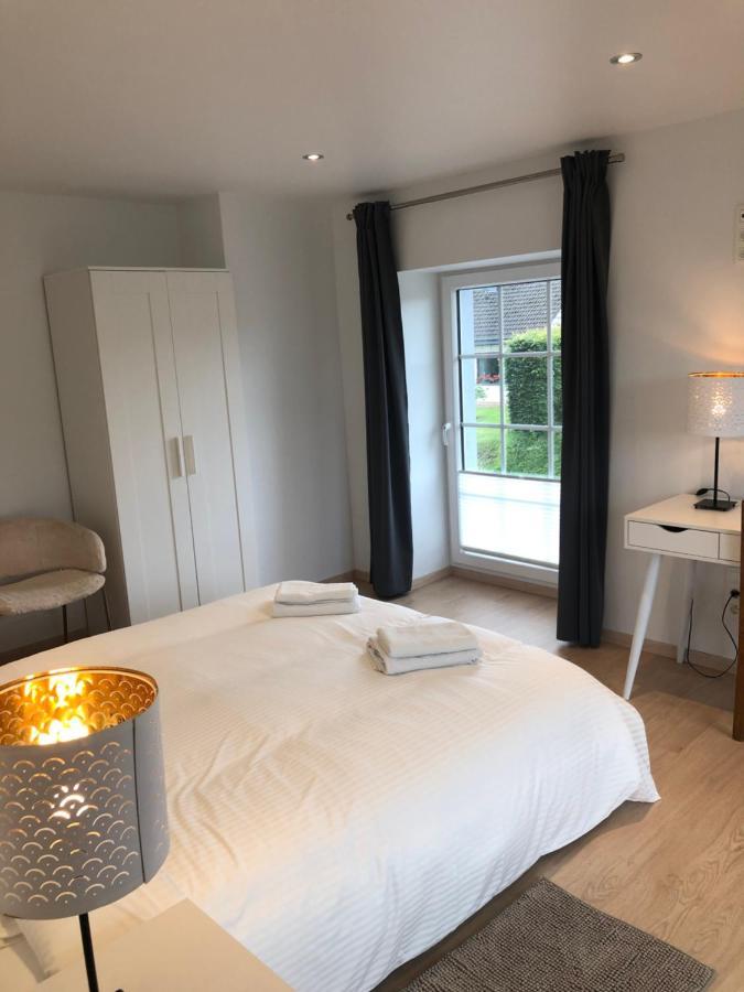 Pegasus I - 2 Chambres De Luxe, Cuisine, Salon, 2 Terrasses Et Sauna Vielsalm Exterior foto